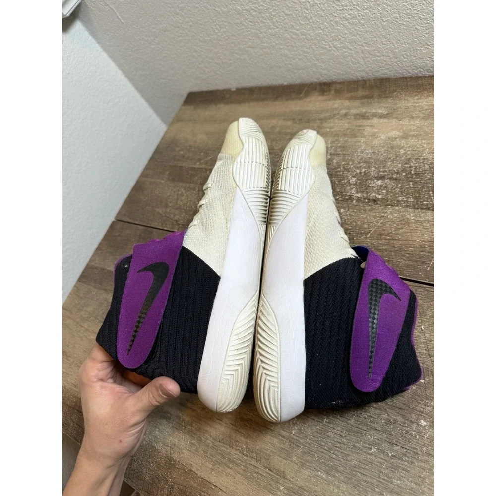 Nike Kyrie 2 Kyrache White Berry Purple‎ Black Size 14 Sneakers Shoes 819583-104
